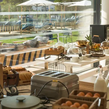 Golden Tulip Porto-vecchio 호텔