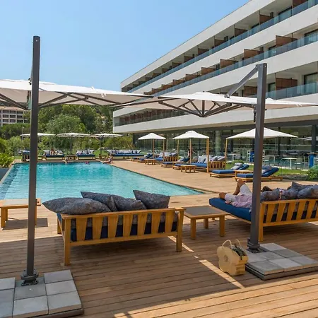 Golden Tulip Porto-vecchio 4* 포르토베쉬오