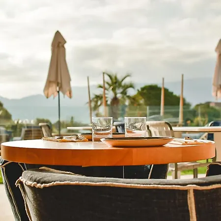 Golden Tulip Porto-vecchio 포르토베쉬오