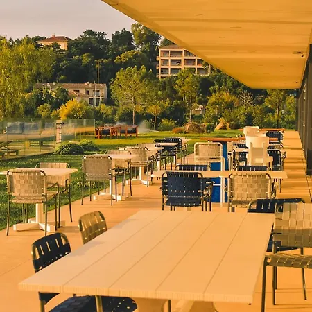 호텔 Golden Tulip Porto-vecchio 4*