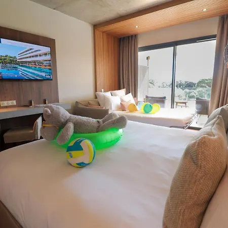 Golden Tulip Porto-vecchio 호텔 포르토베쉬오