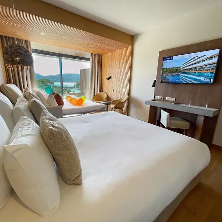 Golden Tulip Porto-vecchio 포르토베쉬오