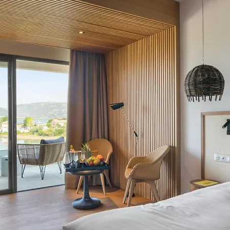 호텔 Golden Tulip Porto-vecchio 포르토베쉬오