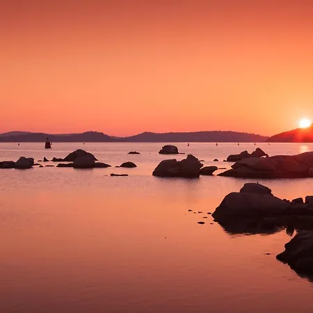 호텔 Golden Tulip Porto-vecchio 4*
