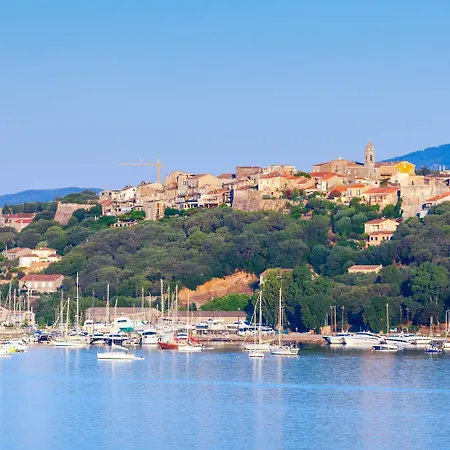 Golden Tulip Porto-vecchio 4* Porto Vecchio