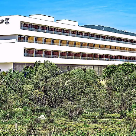 Golden Tulip Porto-vecchio 4* Porto Vecchio