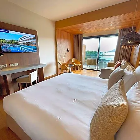Golden Tulip Porto-vecchio 酒店 维琪奥港