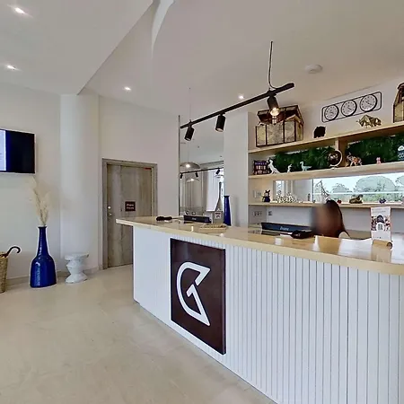 Golden Tulip Porto-vecchio Hotel 4*