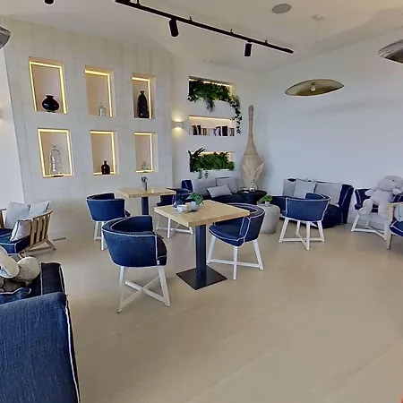 Golden Tulip Porto-vecchio Hotel