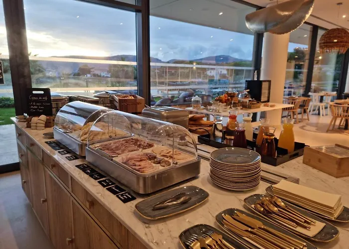 Golden Tulip Porto-vecchio 4* Porto Vecchio