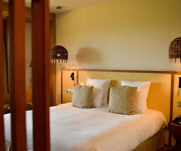 Hotel Golden Tulip Porto-vecchio 4*