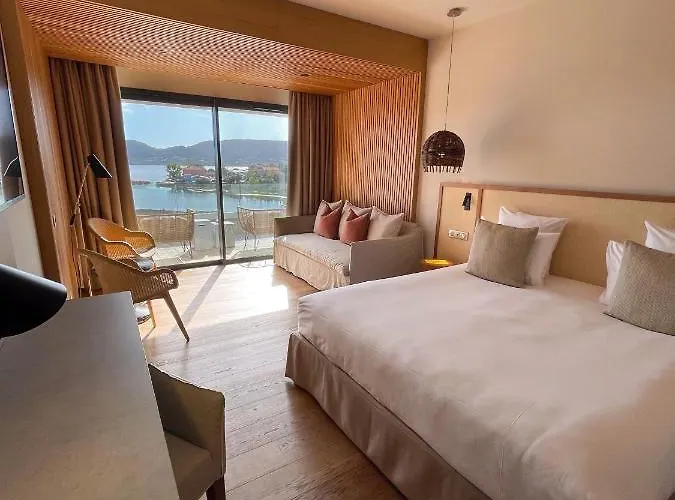 Golden Tulip Porto-vecchio Hotel 4*