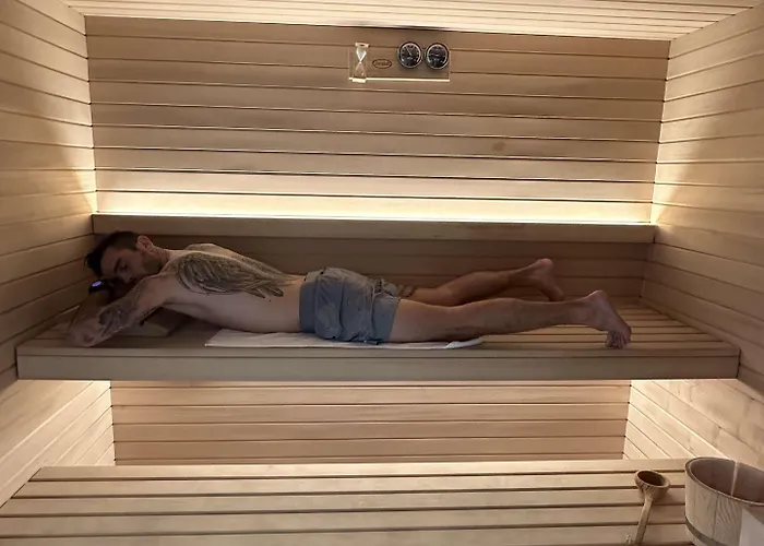 Golden Tulip Porto-vecchio Hotel