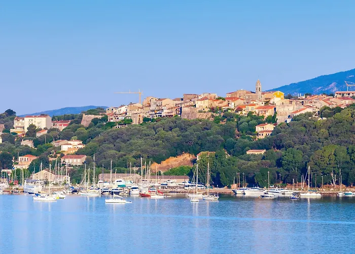 Golden Tulip Porto-vecchio 4* Porto Vecchio